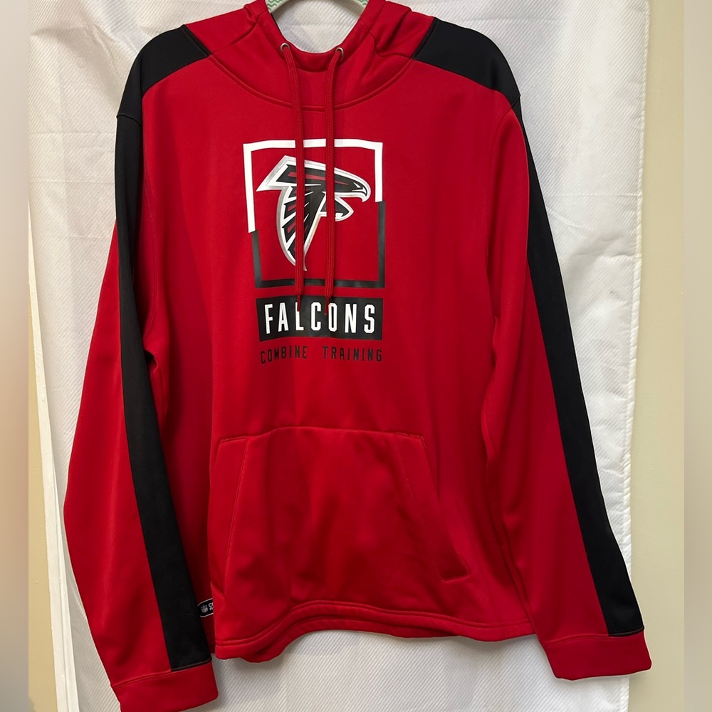 Falcons New Era Red and Black Falcons Hoodie   XXL.   Football sports.       X7